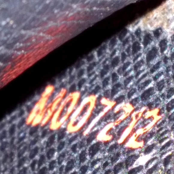 Authentic Louis Vuitton Black Epi Leather Porte Tresor International Wallet - Picture 13 of 16